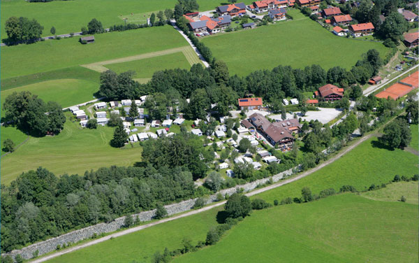 Der Alpencampingplatz in Arzbach